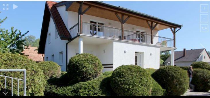 House Natalie Apartment Gyenesdias Luaran gambar